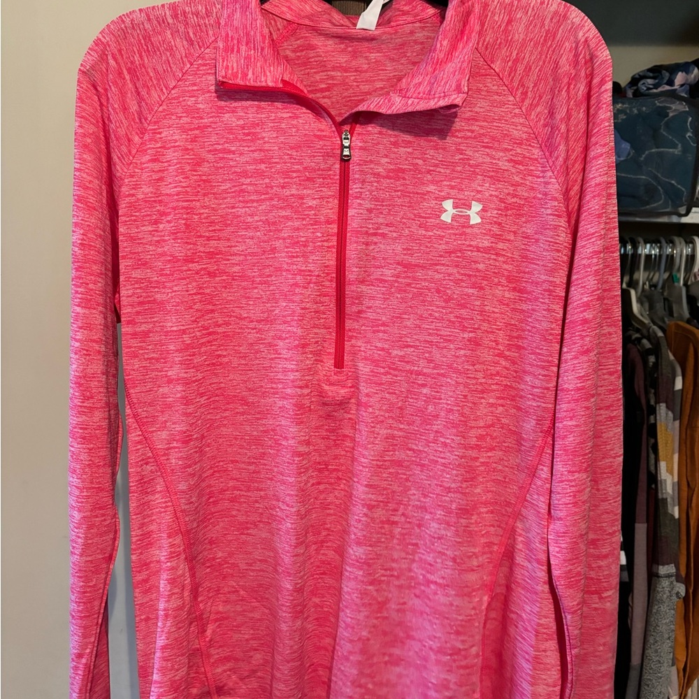 WORN ONE TIME - Coral colored heat gear loose fit